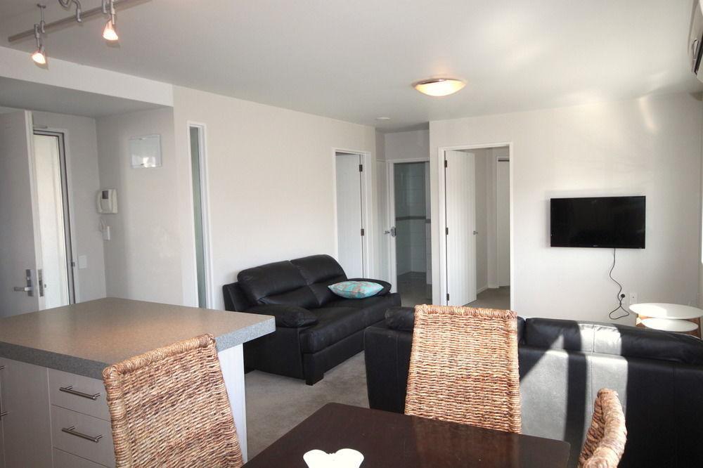 Carlton Villa 2 - Christchurch Holiday Homes Экстерьер фото