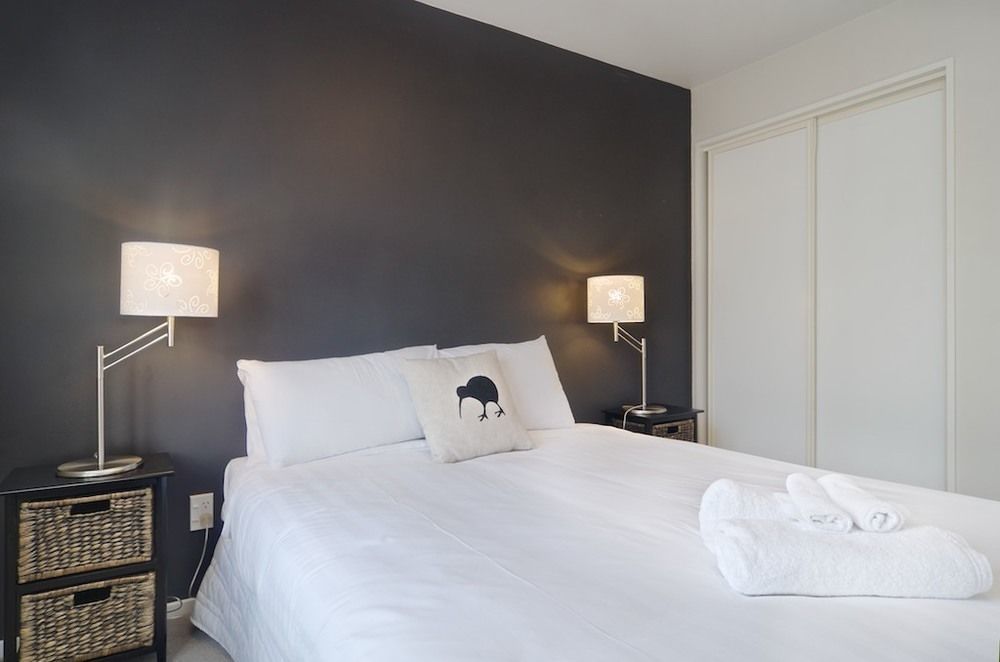 Carlton Villa 2 - Christchurch Holiday Homes Экстерьер фото
