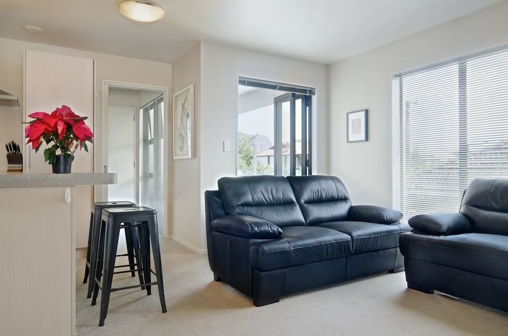 Carlton Villa 2 - Christchurch Holiday Homes Экстерьер фото