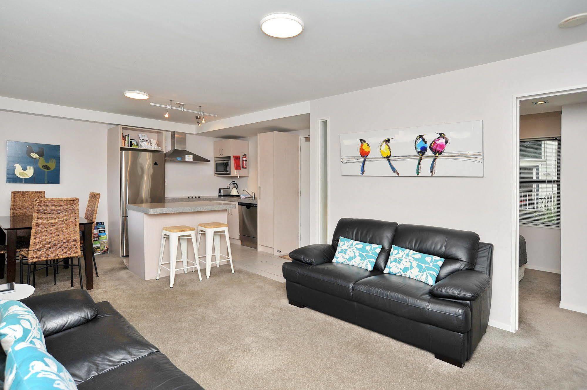 Carlton Villa 2 - Christchurch Holiday Homes Экстерьер фото
