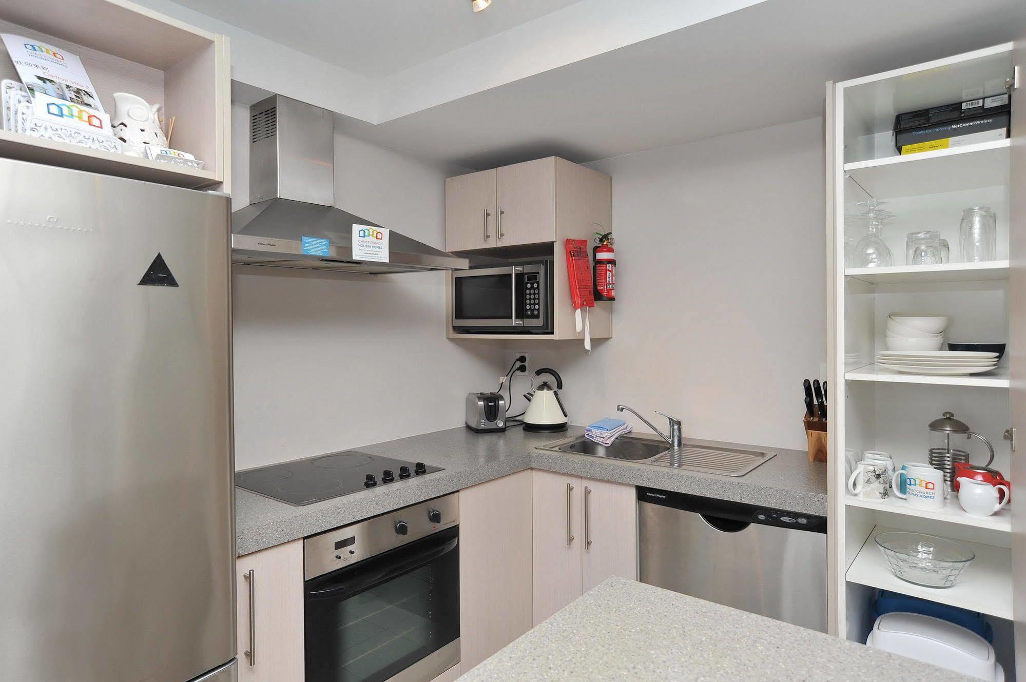 Carlton Villa 2 - Christchurch Holiday Homes Экстерьер фото