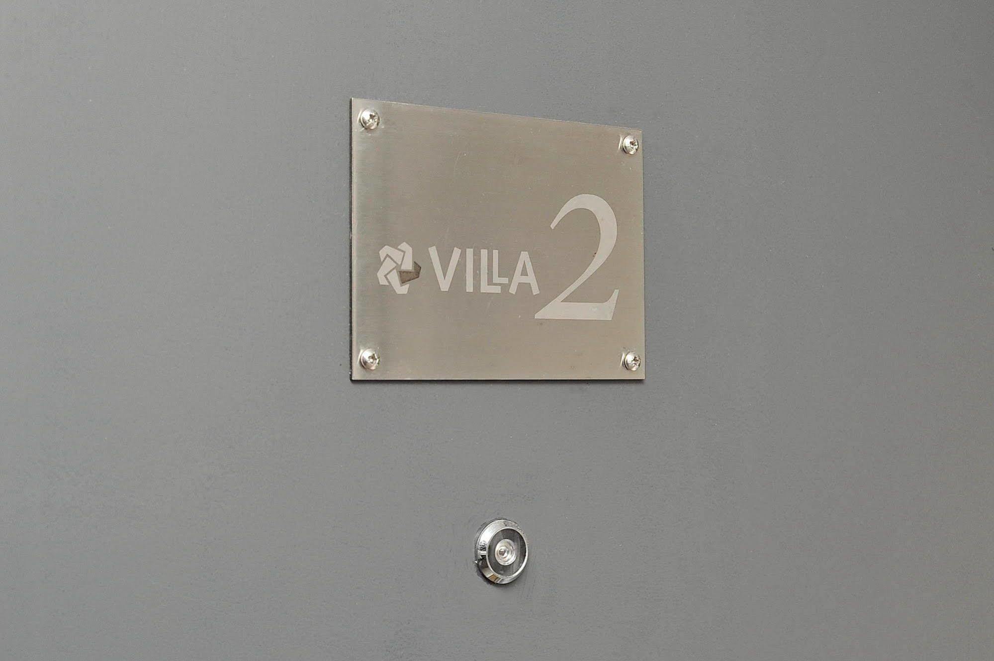 Carlton Villa 2 - Christchurch Holiday Homes Экстерьер фото